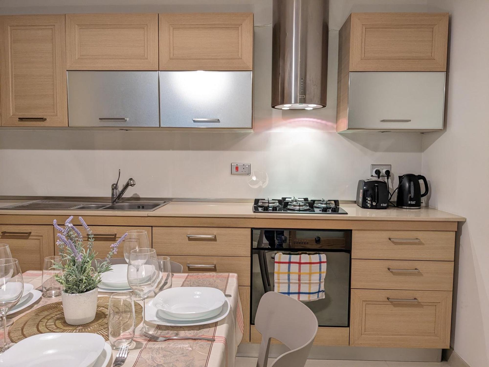 Sweetholidays Malta Apartment สลีมา ภายนอก รูปภาพ